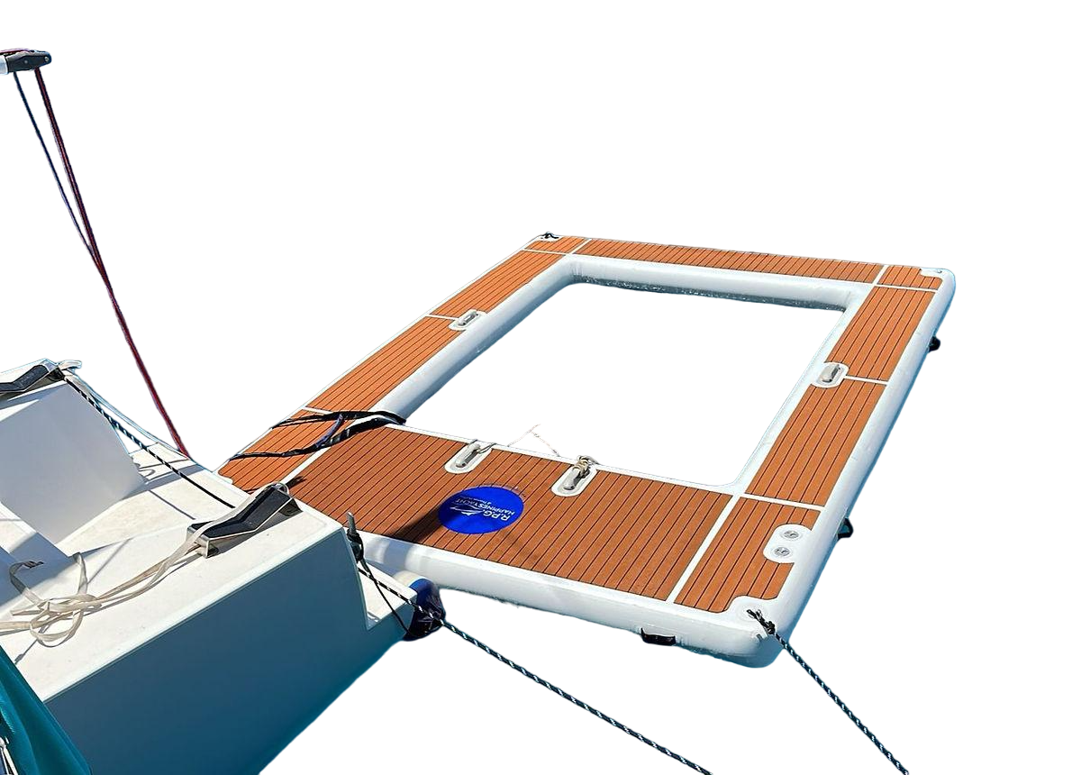 Piscina-Galleggiante-Gonfiabile-4x4-Per-Yacht-e-Barche-02-Photoroom