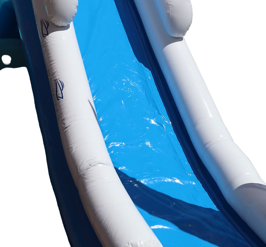 Scivolo-per-Catamarano-e-Yacht Scivolo Gonfiabile per Catamarano e Yacht